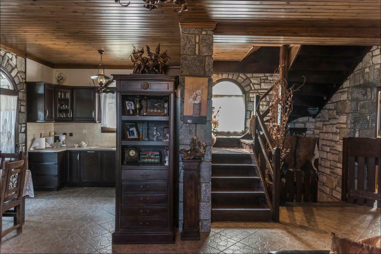 Вілла Stone Mansion Anavryti, Αμα 20569 Містрас Екстер'єр фото