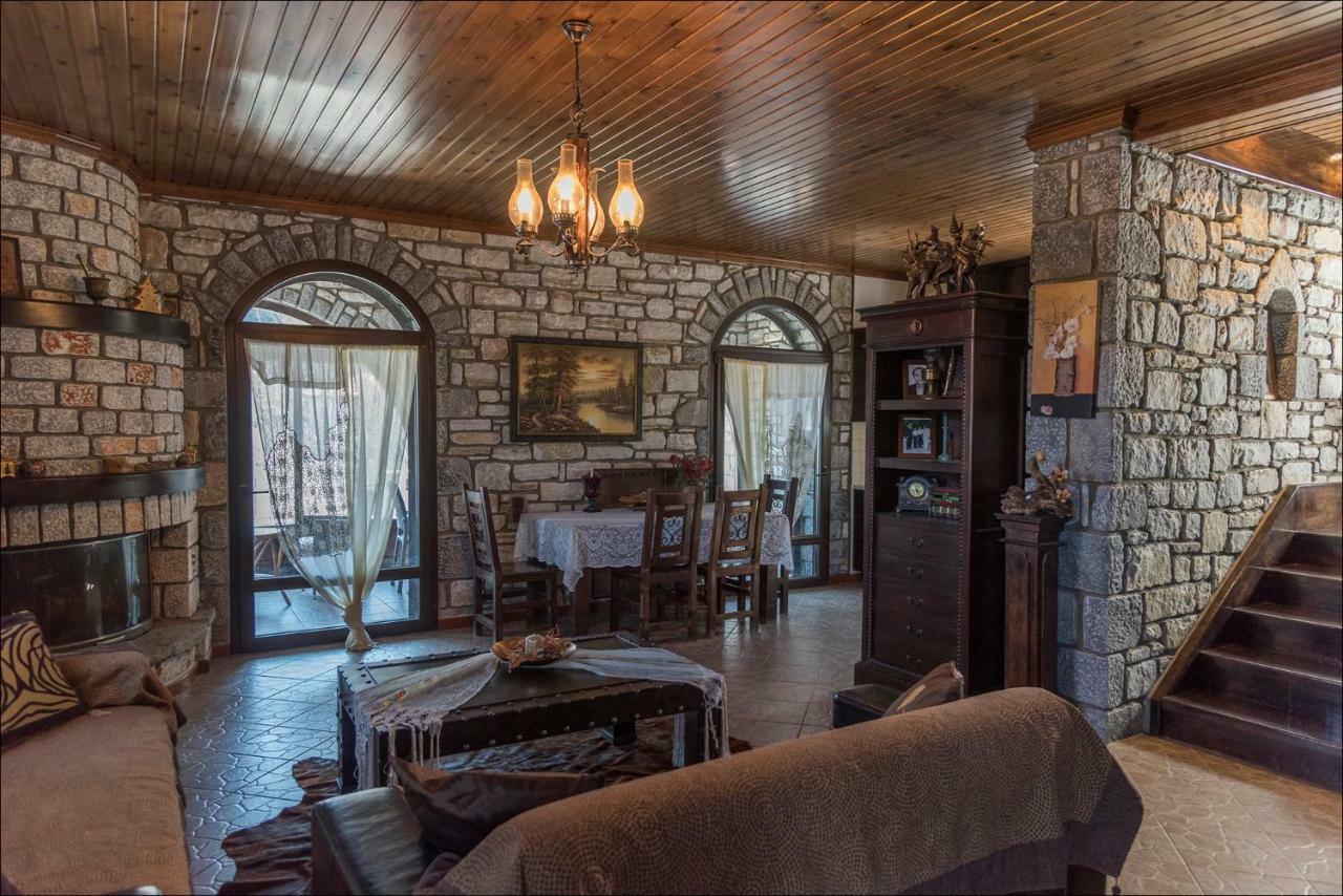 Вілла Stone Mansion Anavryti, Αμα 20569 Містрас Екстер'єр фото