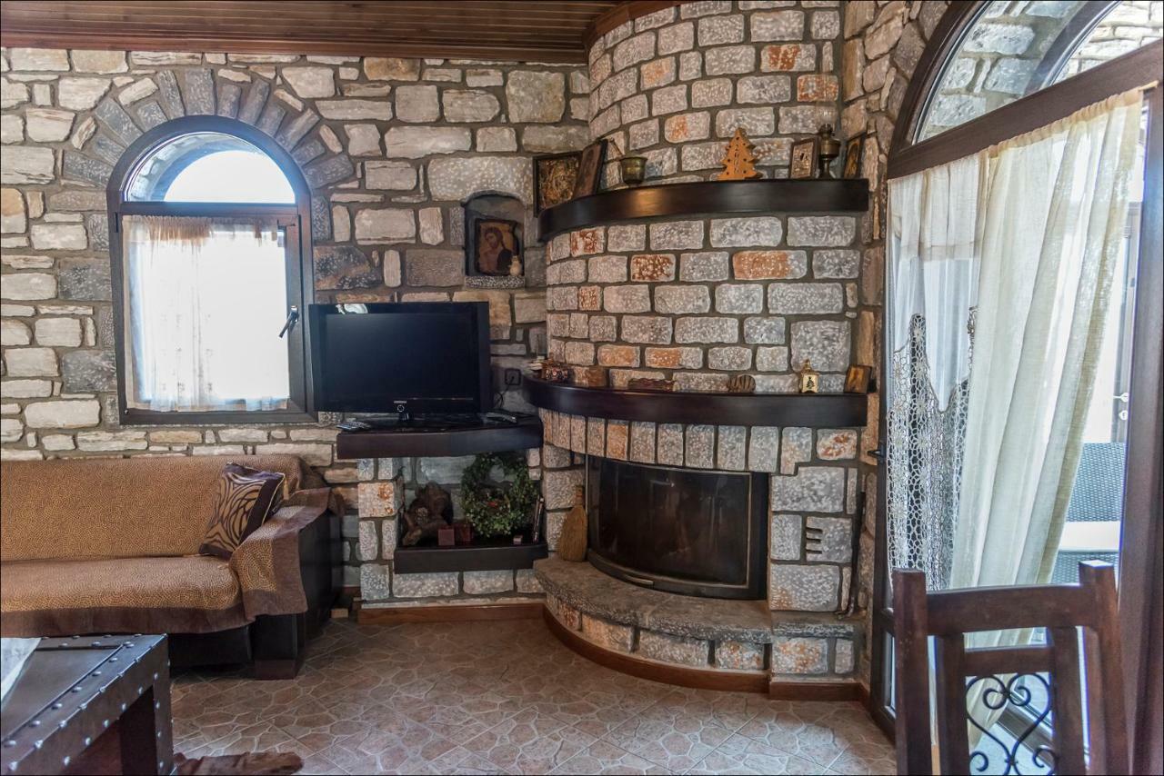 Вілла Stone Mansion Anavryti, Αμα 20569 Містрас Екстер'єр фото