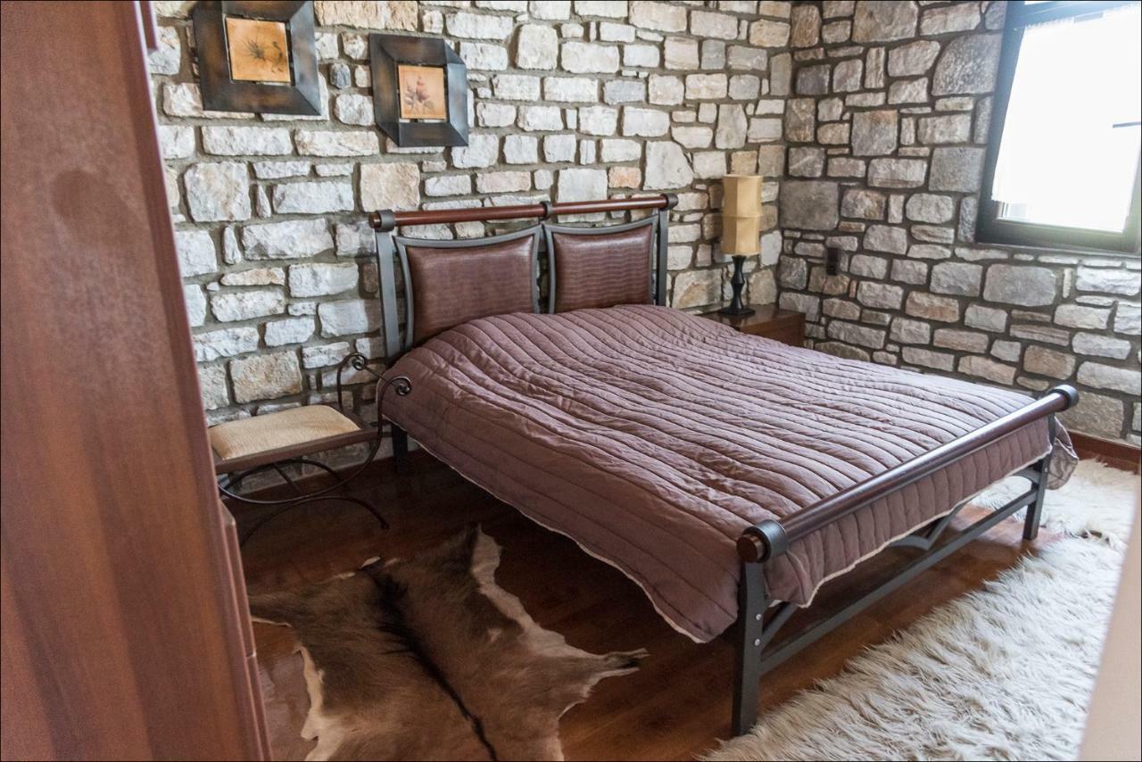 Вілла Stone Mansion Anavryti, Αμα 20569 Містрас Екстер'єр фото